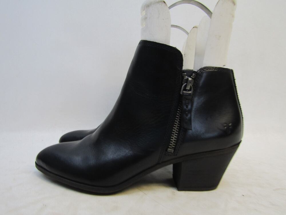 FRYE Womens Size 8 M Black Leather Zip Heeled Ankle Fashion Boots Booties
